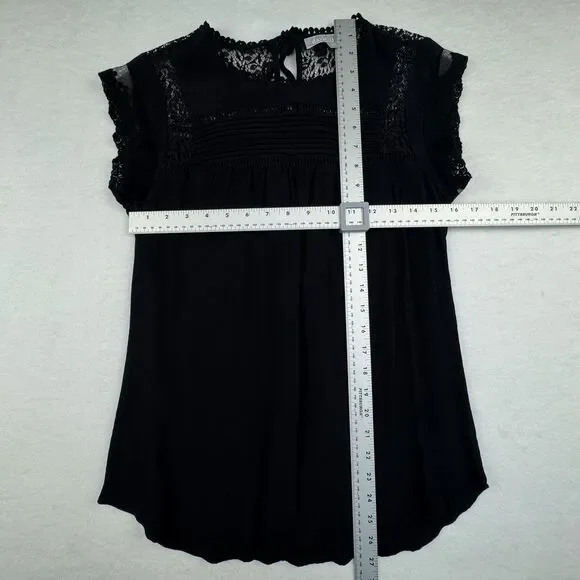 Daniel Rainn Blouse Sz M Black Rayon Ladder Stitch Lace Crochet Cap Sleeves - Picture 7 of 9